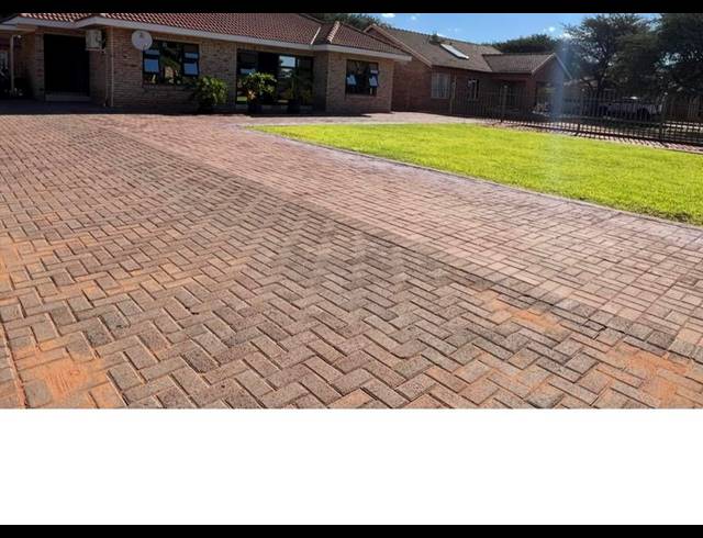 3 BEDROOM HOUSE FOR SALE IN KATHU